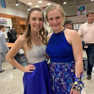 Meet your Posher, Allison